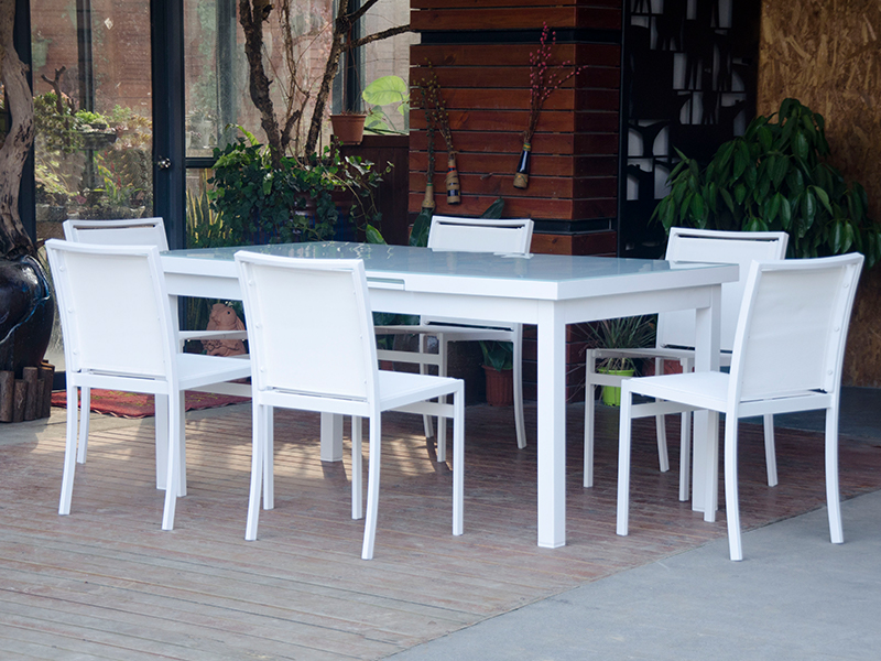 Aluminiowy stół do jadalni z sześcioma krzesłami YQ-028